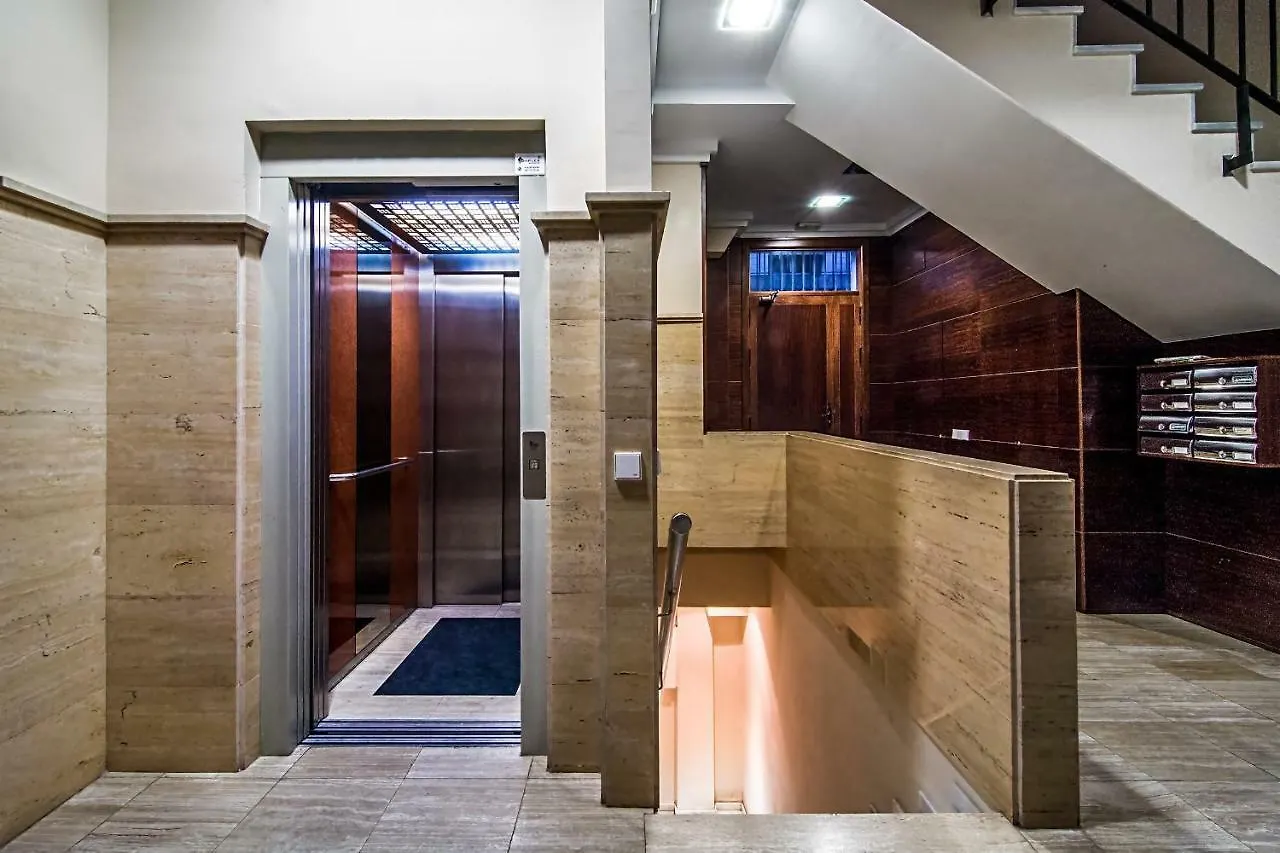 Descubrehome Conquista Puerta De La Carne Seville Apartment