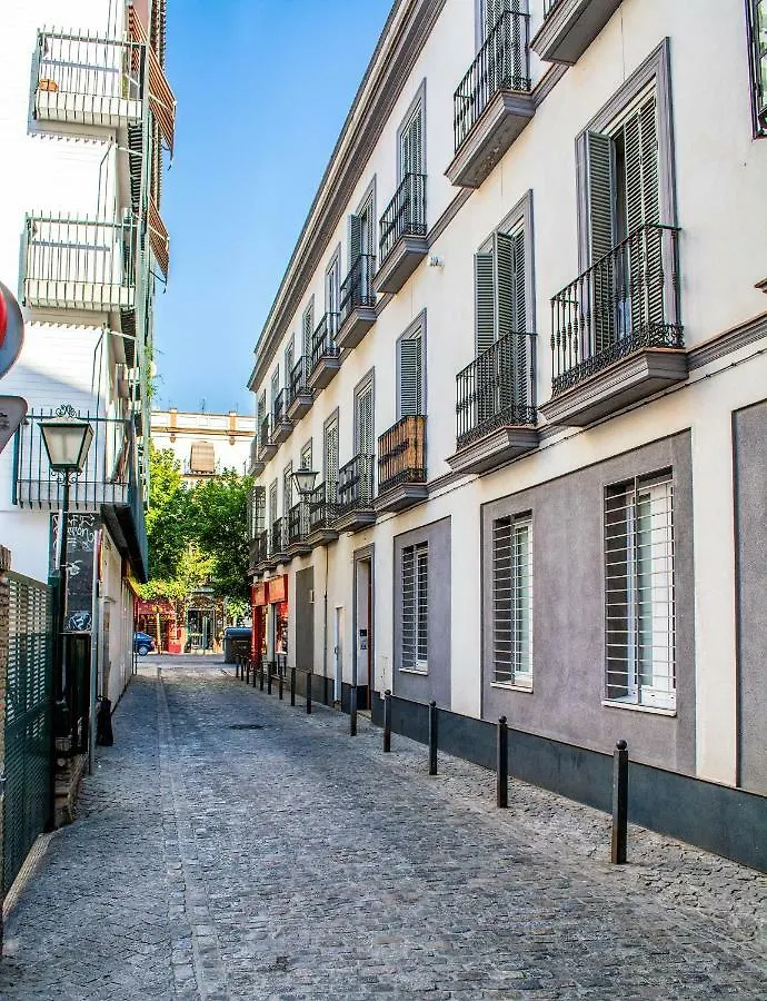 Descubrehome Conquista Puerta De La Carne Seville 0*,  Spain